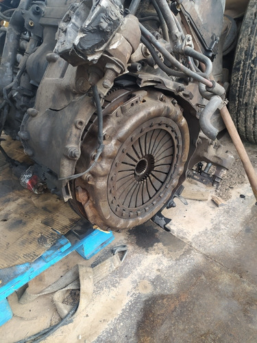 Imagen 3 de 13 de Renault 380 Premium