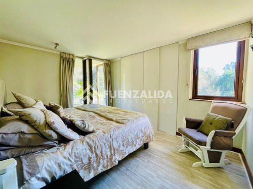 Departamento En Venta De 4d La Dehesa Colegio Los Alerces