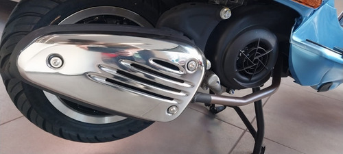 Imagen 3 de 22 de Vespa 150 Sxl
