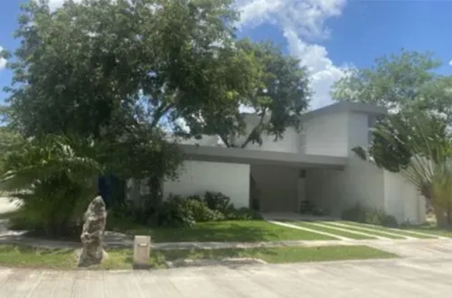 Casa En Venta / Cholul ,yucatán