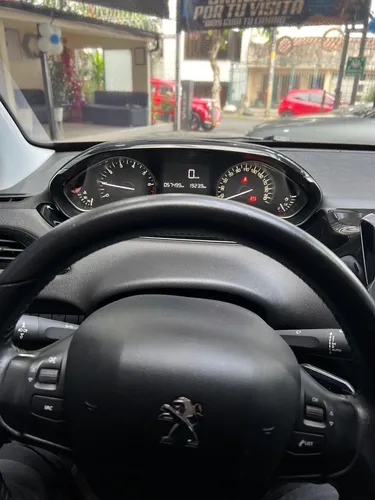 Peugeot 208 1.6 Active Vti
