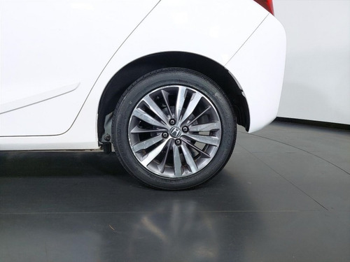 Imagem 8 de 15 de 149866 - Honda Fit 2017 Com Garantia