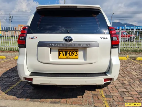 Toyota Prado TXL 3.0cc AT AA 4X4