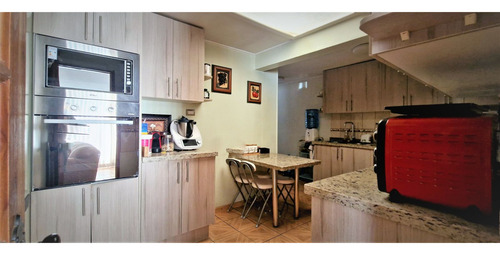 Hermosa Casa, 3 Dormitorios, Dos Baños, En San Felipe, En B