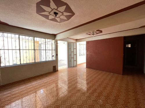 ¡vive O Invierte En Una Propiedad Con Alto Potencial En Ecatepec! Casa En Venta En Lazaro Cardenas, Ecatepec De Morelos