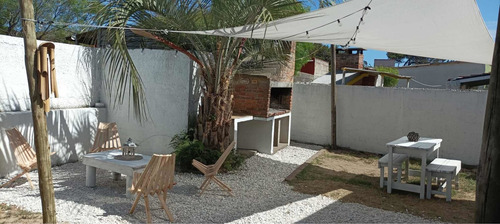 Imagen 17 de 19 de Alquilo Apto Y Casa Para 6 Y 4 Personas A 150 Metros Del Mar Sobre Playa Costa Azul