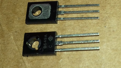 4 2sb649 + 4 2sd669 + 2 B778 +2 D998 4 B647 4 D667 2 Mpsa13