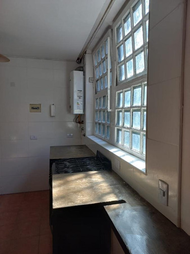 Imagen 18 de 23 de Ph 3 Ambientes Tipo Loft Apto Profesional, 2 Dormitorios, Toilette Y Baño, Pequeña Terraza Escalonada, Patio.