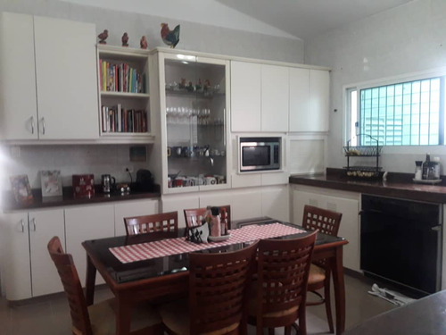 Inmobilia Group Vende Casa En Altos De Guataparo