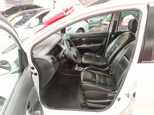Nissan Livina S 1.8 Flex 14 Autom Troco Favorita Multimarcas