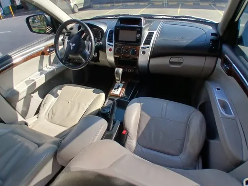 Mitsubishi Nativa 3.0l
