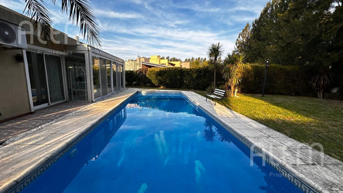 Casa En Venta En Canning