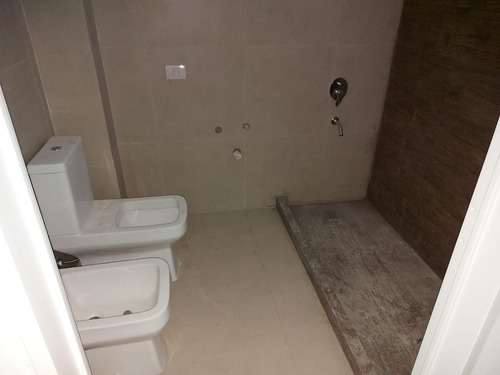 Imagen 11 de 18 de A Estrenar Departamento - Florida Mitre/este