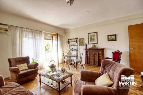 Casa Ph Dpto En Venta En Olivos 4 Ambientes. Apto Multiples Usos. Lote 4.33x27