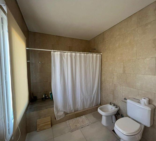 Casa De 4 Dormitorios C/ Piscina La Herradura