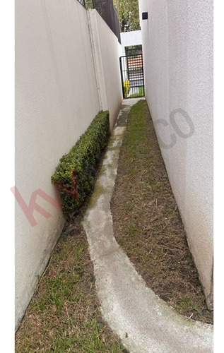Casa En Venta En Desarrollo Con Amenidades En Las Misiones I A 10 Min Del Aeropuerto De Toluca