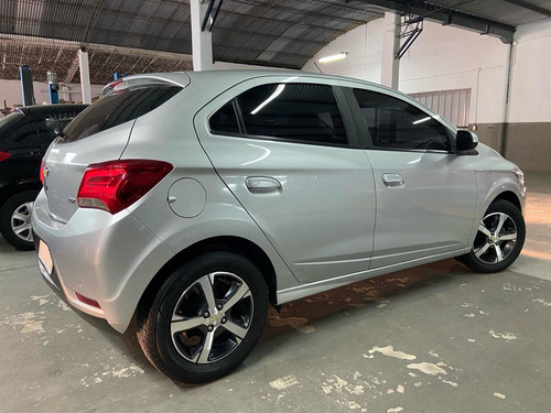 Imagen 4 de 14 de Chevrolet Onix 1.4 Ltz 98cv 2017