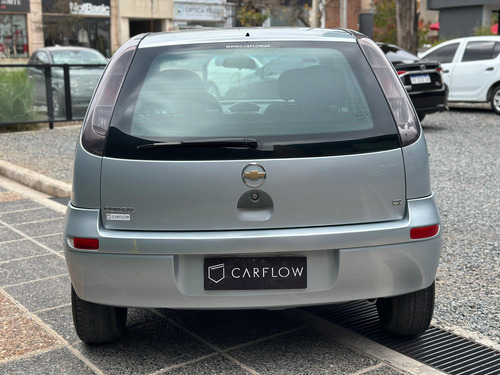 Chevrolet Corsa 1.8 Gl Aa Dh 5P