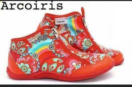 Imagen 4 de 10 de Zapatillas Te Para Tres De Diseño Livianas Modernas Frescas
