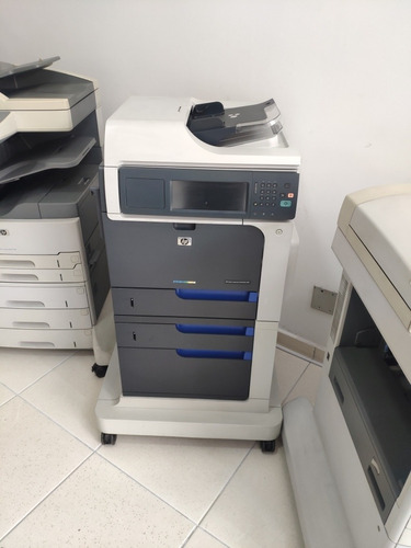 Multifuncional Hp Color Laserjet Cm4540  Com Defeito No Est