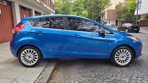 Ford Fiesta Kinetic 1.6 Titanium Powershift 120cv