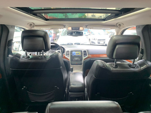 Imagen 7 de 13 de Jeep Grand Cherokee Limited Premium 2011