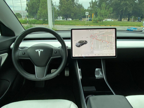 Imagen 9 de 10 de Tesla Model 3 Performance 2018 Gris