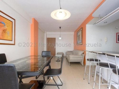 Imagen 30 de 30 de María Reyes Vende, Espectacular Apartamento Amoblado, En El Este De La Ciudad, El Edificio Cuenta Con Planta Eléctrica Y La Cocina Es Moderna