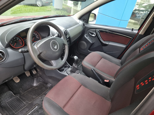 Renault Sandero Stepway 1.6 Confort 105cv