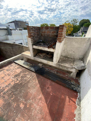 Venta Apartamento 4 Dormitorios, Para Inversión Zona Cerrito