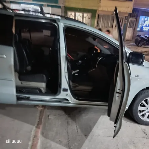 7 Puestos Motor 2.0 Soat Y Tecno Nuevo Listo Para Traspaso