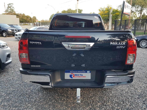 Toyota Hilux 2.8 Cd Srv 177cv 4x2 2017