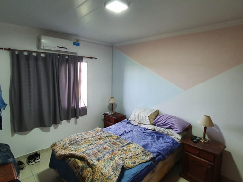 Imagen 14 de 30 de Casa De 3 Dormitorios (96 M2) Local Comercial (114 M2) - Excelente Estado