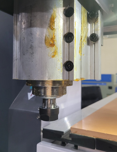 Router Cnc Rc6012 Controlador Xhc Mach3 Usb Spindle 2.2 Kw