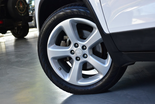Imagen 8 de 16 de Chevrolet Tracker 1.8 Ltz+ 140cv