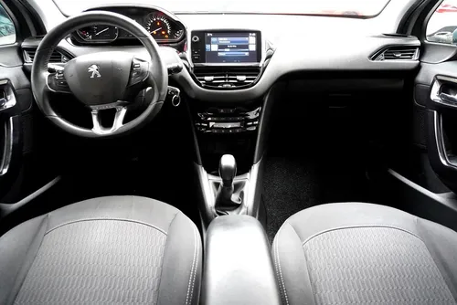 Peugeot 208 Allure At 1.6 Dqu162
