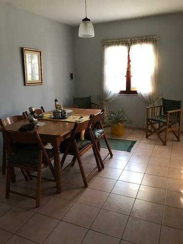 Alquilo Duplex 3 Dormitorios A 50 M De Av. Ohiggins,