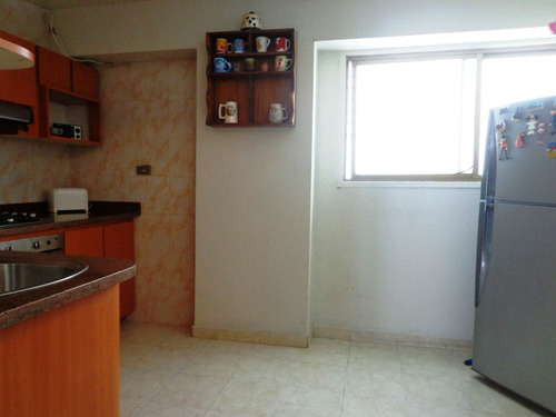 San Antonio De Los Altos Residencias Liliana 90mts2