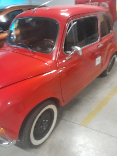 Color Rojo. Impecable. Vtv Y Papeles Al Dia