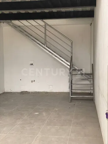 Local Comercial En Arriendo