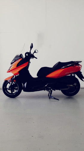 Imagem 4 de 8 de Kymco Downtown 300i Abs 2019/2020 - Dipe Motos Yamaha