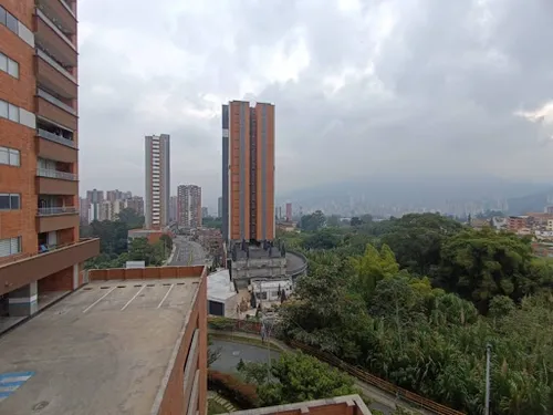 Apartamento En Arriendo Toledo 1092-2550
