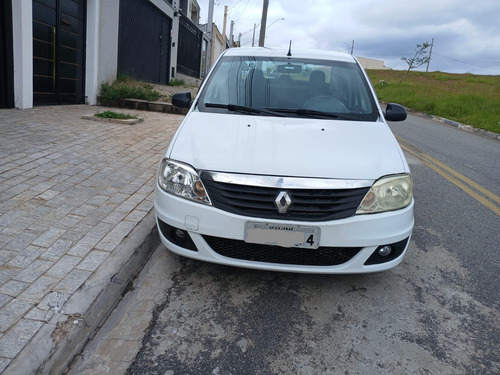 Renault Logan 1.0 16v Expression Hi-flex 4p