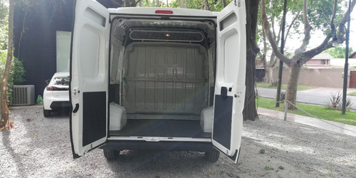 Imagen 6 de 15 de Peugeot Boxer 2.2 Hdi 435mh Premium