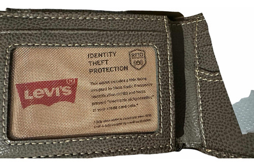 Billetera Levi's Marrón Modelo Exclusivo Levis Diseño De La Tela Lisa