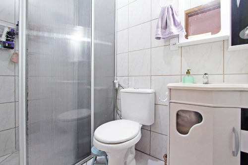 Casa Em Hípica Com 3 Dormitórios - Ot7112