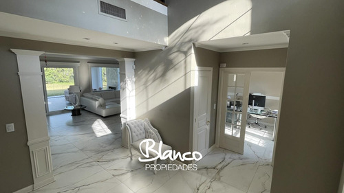 Casa En Venta En La Lomada, Pilar, G.b.a. Zona Norte