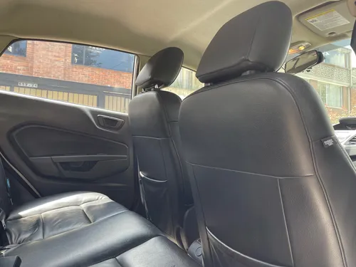 Ford Fiesta 1.6 Sportback Automática