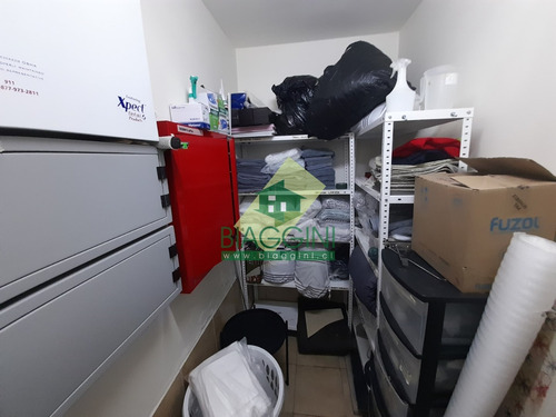 Id 39209 Hostal Calle Adamson