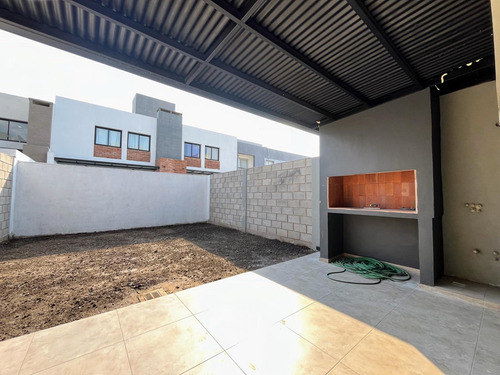 Rincones De Manantiales - Manantiales Ii - Duplex De 2 Dormitorios 2 Baños A Estrenar En Venta